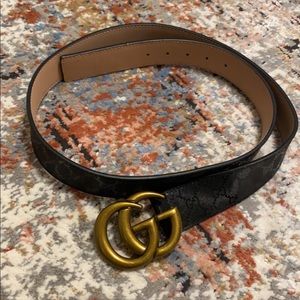 Gucci belt